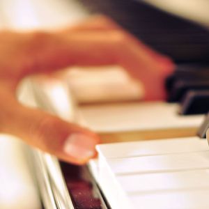 亚州色色一区二区
